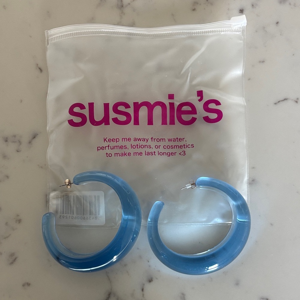 Chunky Blue Lucite Hoop Earrings - Picture 2 of 3